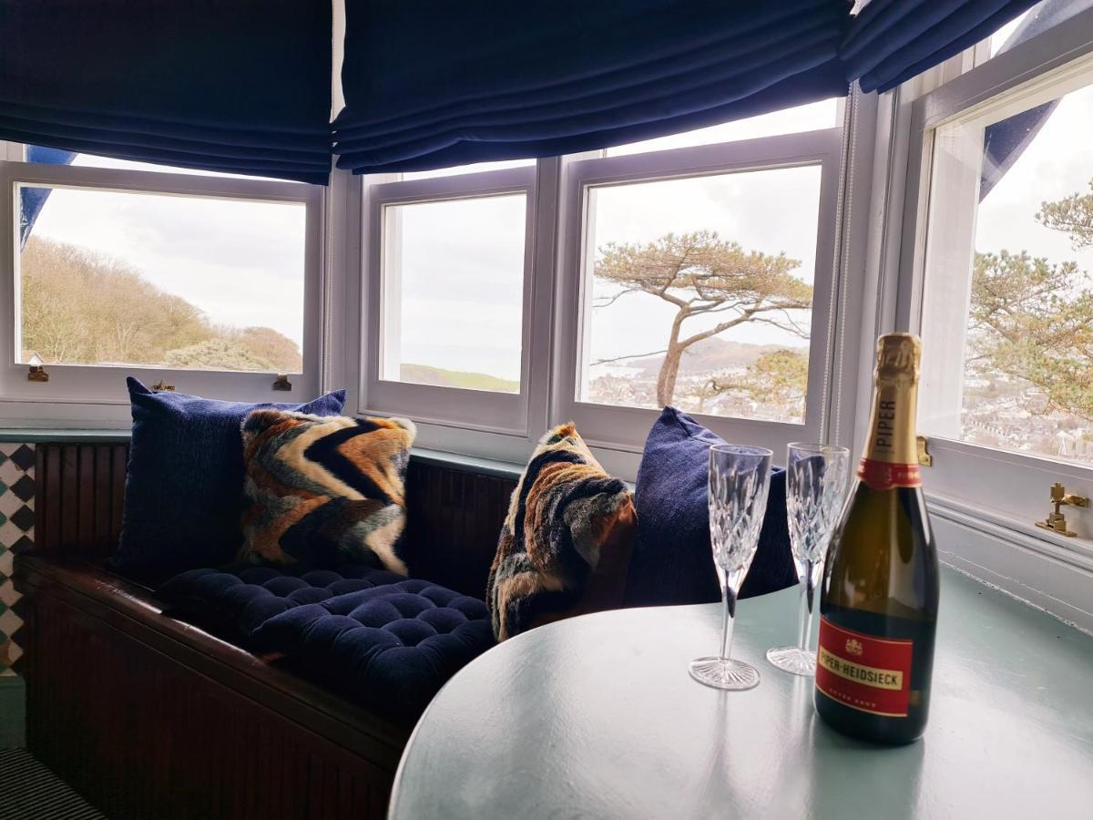 Westwell Hall Guest Accommodation, Bed & Breakfast, Luxury Rooms イフラクーム エクステリア 写真